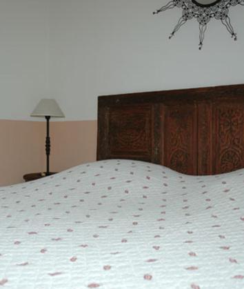 Mas Bella Cortis Bed & Breakfast La Garde Adhemar Bagian luar foto